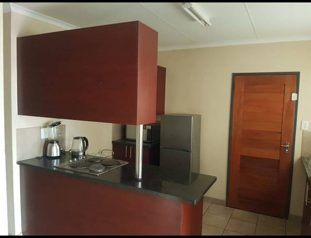 3 BEDROOM SIMPLEX FOR SALE IN KOSMOSDAL